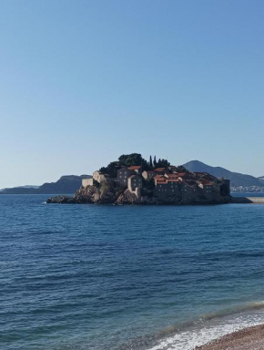 Montesan Luxury Apartment Beach Front